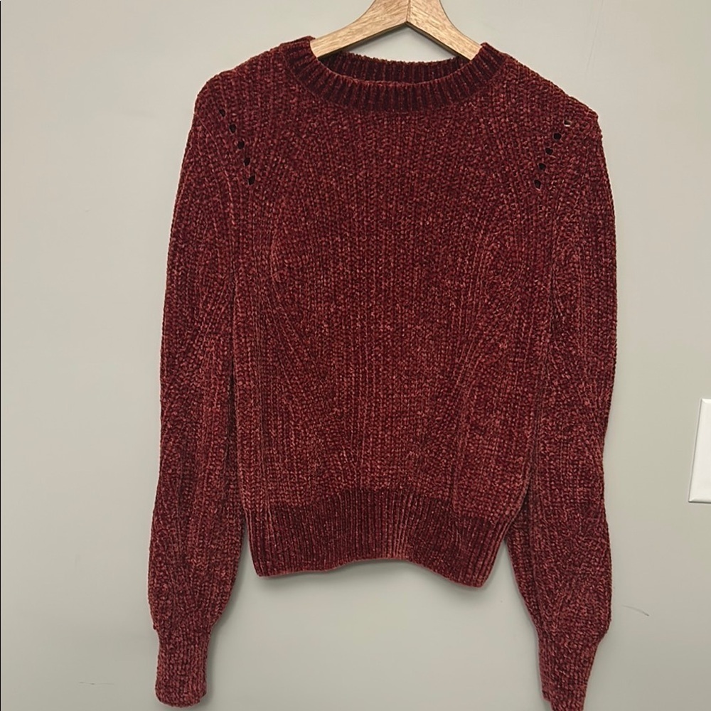 Women's H&M Burgundy Sweater size XS